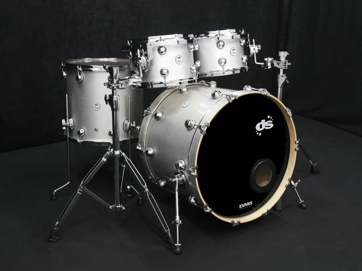 DS DRUMS Venom BD22,T10,12,F16 Drumcenter.cz